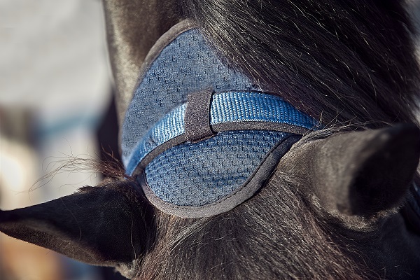 CATAGO FIR-Tech halster navy detail van kopstuk met padding