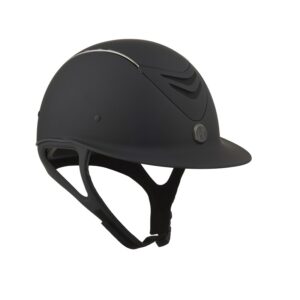 OneK Avancé Matt Chrome Piping cap zwart met grote klep