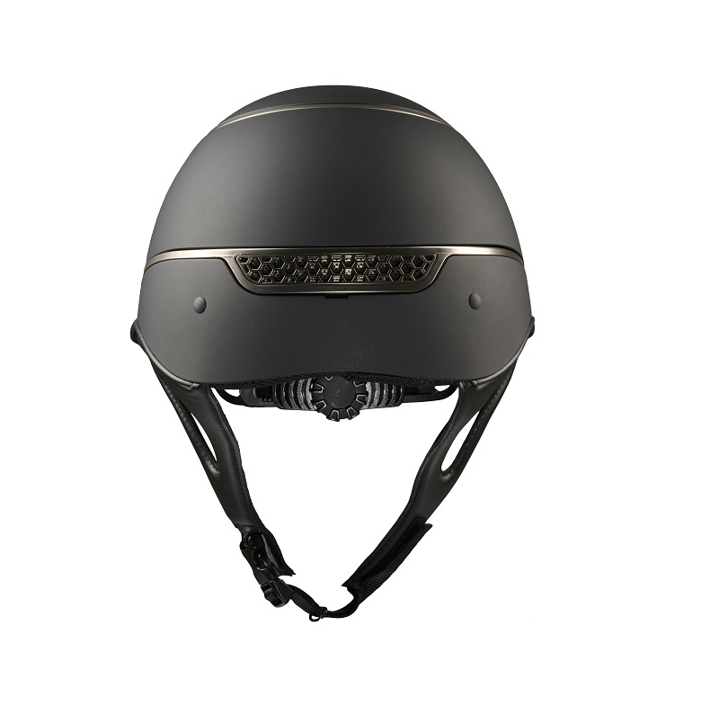 OneK Xtreme cap zwart mat met chrome details achterkant